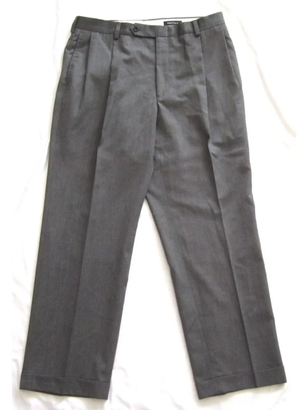 Nautica Men Sz 36W Gray 100% Wool Pleated Cuffed Pants Office Corporate Academia